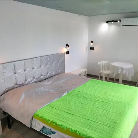 Vvlasbuganvillas Feriehus