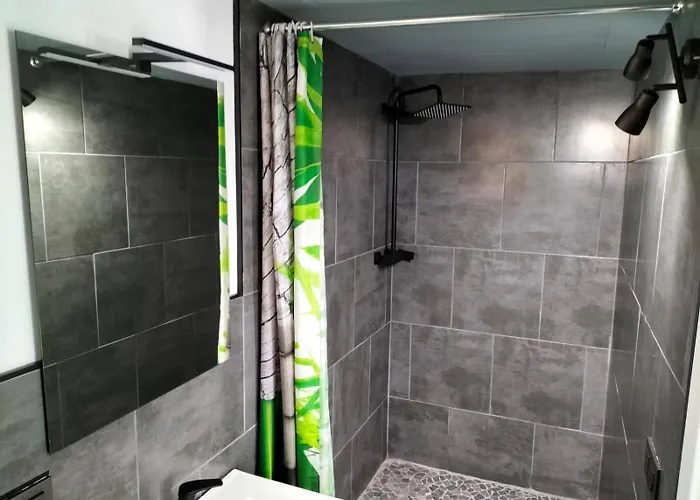 度假居 Vvlasbuganvillas