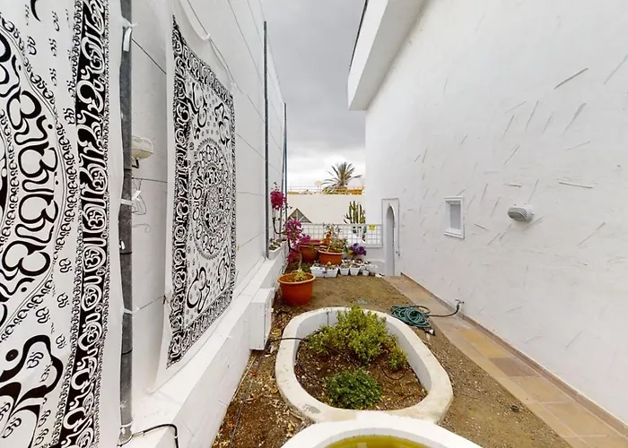 בית נופש Vvlasbuganvillas מספאלומס